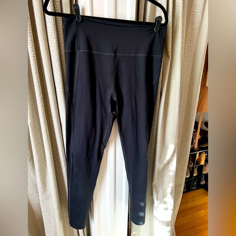 Black compressive high rise girlfriend collective leggings